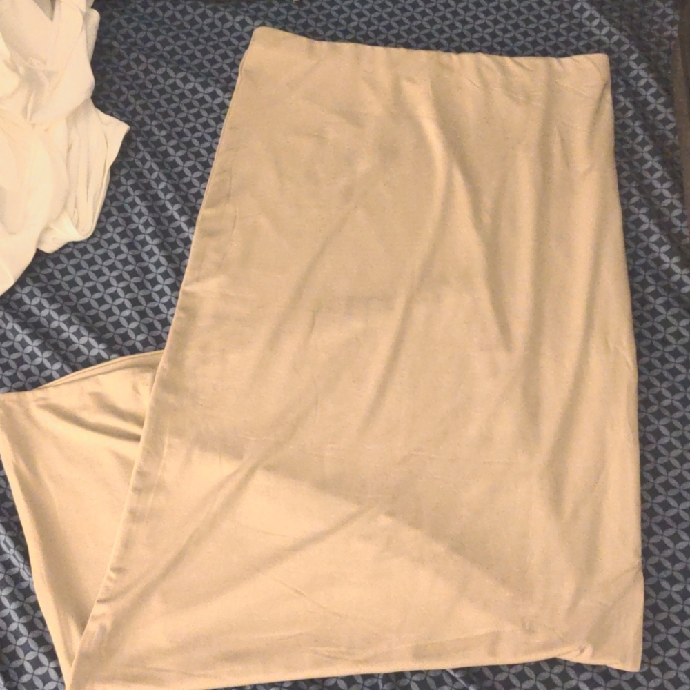 Silky Slick Basic Maxi Skirt in Nude Peach